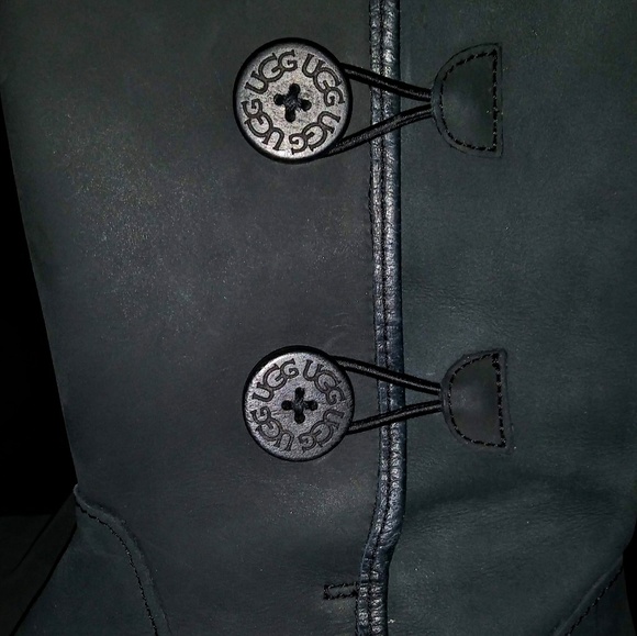 Like New UGG Australia 'Annarosa' Boots - Picture 6 of 8